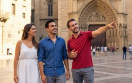 Essential Valencia: Famous Sites & Local Stories
