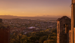 A night in Mexico City with a local