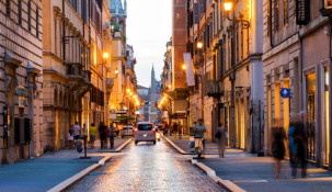 A night in Trastevere with a local