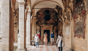 Bologna Uncovered: Famous Landmarks & Secret Corners