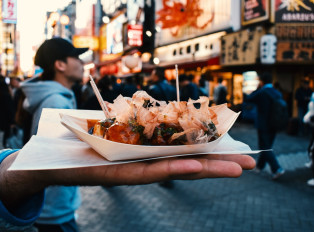 Osaka Food Guide - 10 Must Eat Foods in Osaka