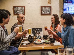 Enjoy a tokyo style bar hopping tour
