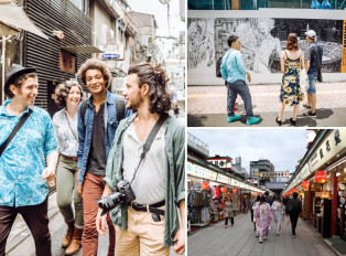 Tourists enjoying a Tokyo tour