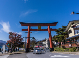 Explore Fushimi inari shrine, shinkansen, fushimi inari