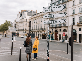 Visit the Musee d' Orsay art gallery