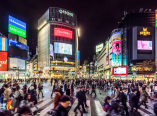 Shibuya Crossing, the legendary intersection on a short