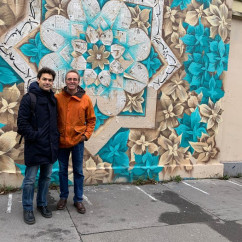 Family Adventure by an Iconic Landmark