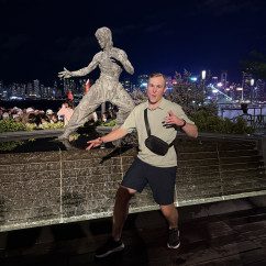 A Night Under the City Lights with a Legendary Stance A Night Under the City Lights with a Legendary Stance