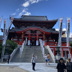 Exploring Heritage Beneath Whispering Clouds