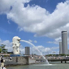 Majestic Merlion: A Day in Singapore's Heart