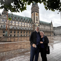 Rainy Day Romance in Front of Historic Beauty