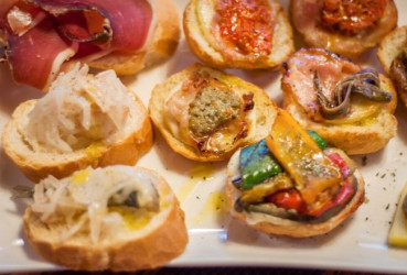 A plate of delicious cicchetti from a local Venetian restaurant