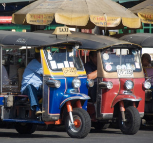 Get a ride in a tuk-tuk