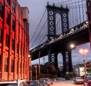 Late-night shopping in Dumbo