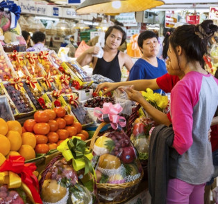 Bangkok: Or Tor Kor Market