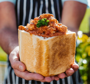 Bunny Chow – Eastern Food Bazaar