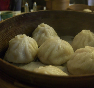 Pepper Pork Bun (胡椒餅) 