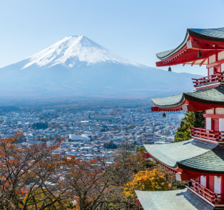 Embark on a tour to Mt Fuji, Japan