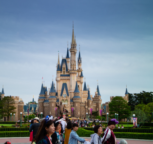 Day trips from Tokyo to Tokyo Disneyland, Japan