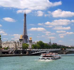 Seine River cruise, Paris for kids