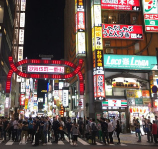 the streets of Kabukicho are all about joining the chao