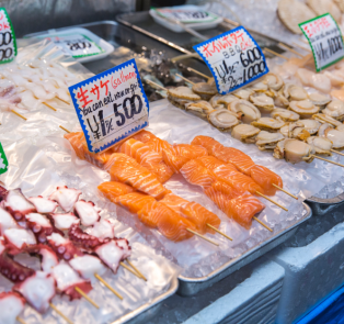 The best street food has fresh seafood