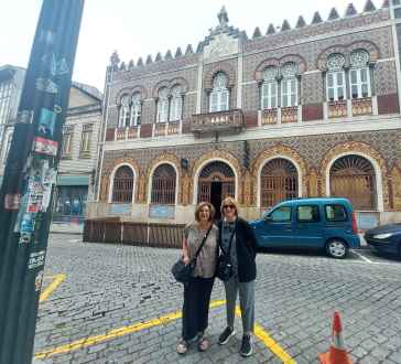 Exploring Timeless Beauty with New Friends