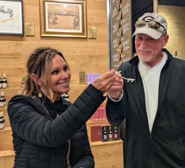 A Tasteful Encounter: A Toast to Friendship