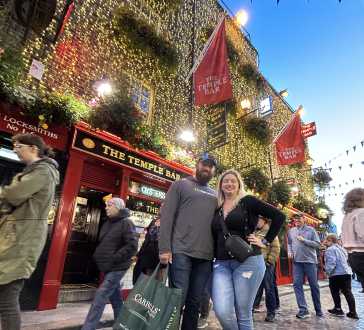 Twilight Stroll in Dublin's Temple Bar