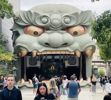 Through the Jaws of Adventure: Enter the Mystical Temple