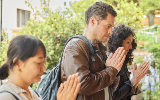 Discover Osaka’s Hidden Alleys and Nostalgic Secrets