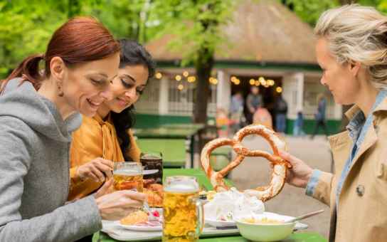 Munich’s Best Bites & Beer: A Bavarian Feast