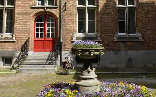 Canals, Cobblestones & Courtyards: A Fairytale Bruges Escape