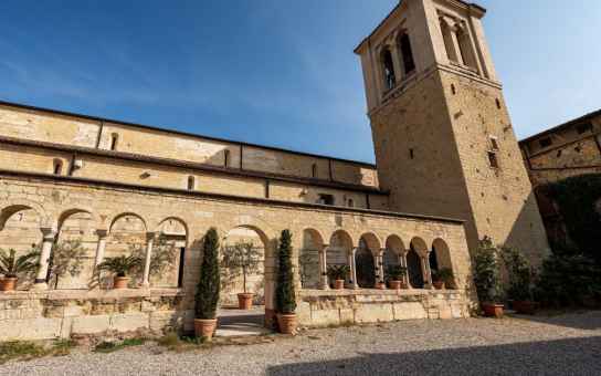 Secret Verona: Gardens, Manuscripts & Tranquil Streets