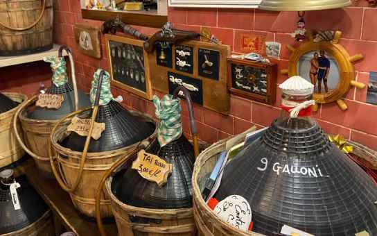 Palermo Wine Discovery: Sicilian Tastings & Local Bites