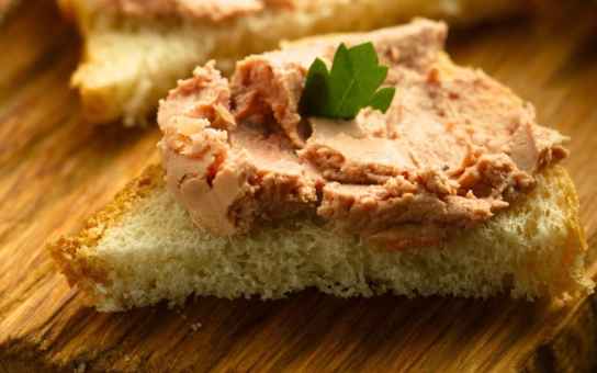 Tastes of Pisa: Street Food, Wine and Sweet Tradition