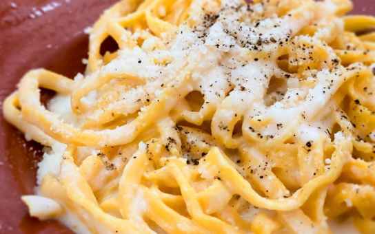 Tastes of Siena: Sweet Traditions and Salty Streets