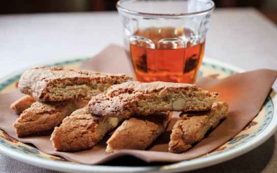 Tastes of Siena: Sweet Traditions and Salty Streets