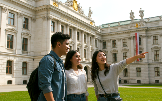 Secret Vienna: Courtyards, Craft & Quiet Corners