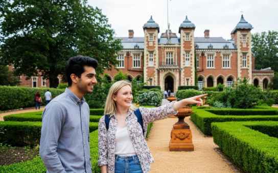 Essential Perth: Famous Sites & Local Stories