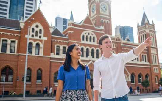 Perth Your Way: A Personalized 4-Hour Exploration