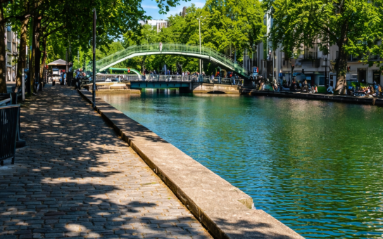 Your Paris Kickstart: A Personalized 2-Hour Experience