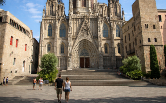 Your Barcelona Kickstart: A Personalized 2-Hour Experience