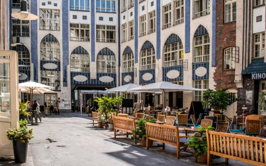 Your Berlin Kickstart: A Personalized 2-Hour Experience