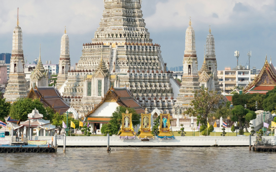 Bangkok Your Way: A Personalized 4-Hour Exploration