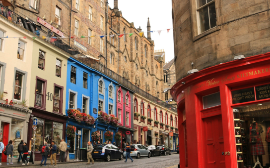 Edinburgh Your Way: A Personalized 4-Hour Exploration