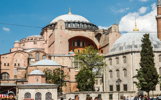 Istanbul Your Way: A Personalized 4-Hour Exploration