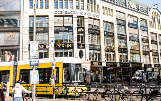 Personalized Berlin Half-Day Experience with Local Host