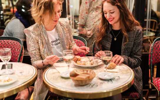 Taste Paris Your Way: A Flavorful Food Stroll in Le Marais