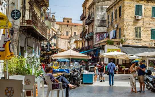 Secret Palermo: Lanes, Shrines & Artisan Echoes